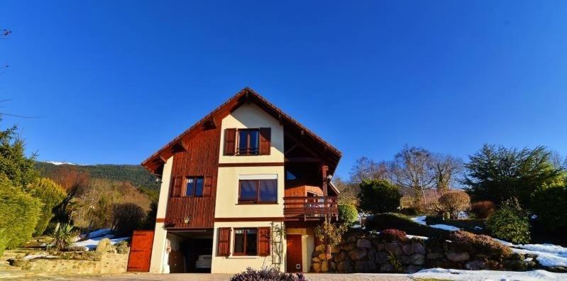 Eco-Logis Mad'In Belledonne Bed and Breakfast Theys Exterior foto